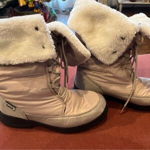 Kamik Women's Winter Boots - Cream and Black